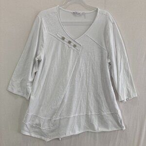 Habitat Top size XL White Button Accent 3/4 Sleeve Stretch Lagenlook Artsy